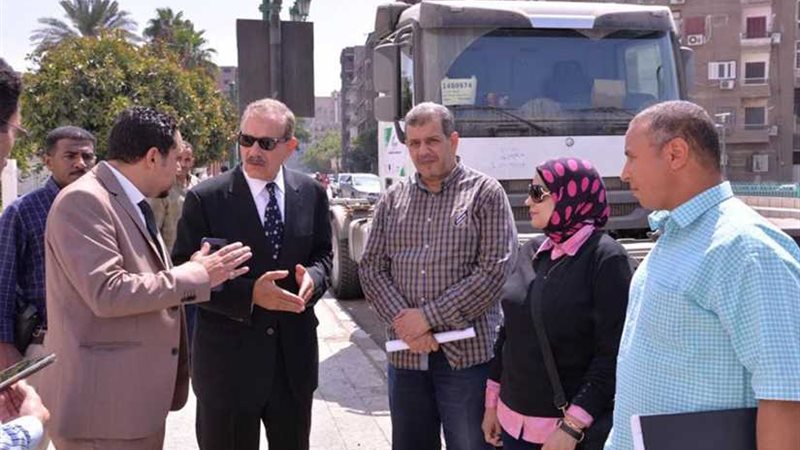 محافظ أسيوط يناقش