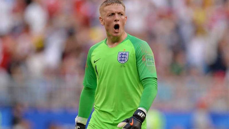 إيفرتون يجدد عقد