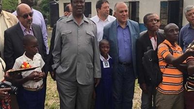 وزير الري يتفقد مع نظيره الأوغندي مشروع للحماية من مخاطر الفيضان