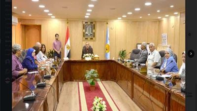 محافظ أسيوط يلتقي وفد اليونيسف ويؤكد دعم الدولة لبرامج حماية الأطفال