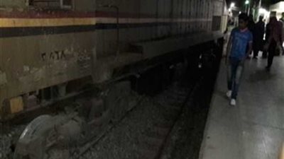 تعطل قطار بأبو حمص وتوقف آخر بكفر الدوار