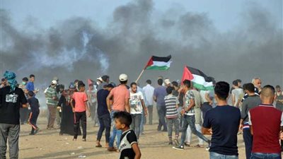 فلسطين.. ارتفاع ضحايا الاحتلال لـ7 شهداء بينهم طفلان ومئات الإصابات بالرصاص الحي
