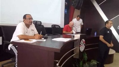 مشاركة 50 حكماً في معسكر اليوم الواحد باتحاد الكرة