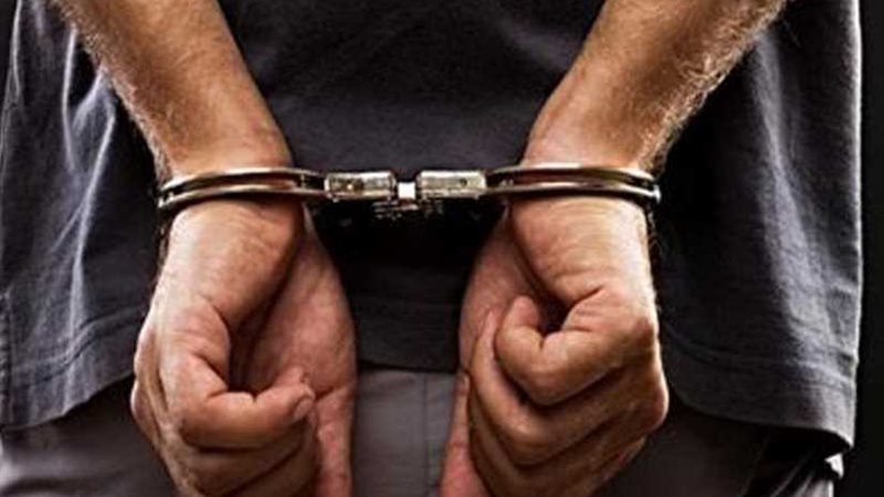 ضبط شخص لقيامه بتزوير