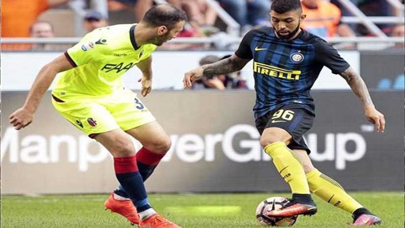 ميلان يسقط في فخ