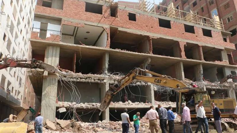 إزالة عقارين بدون