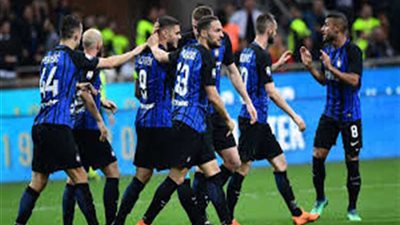 انتر ميلان يفوز علي كالياري بهدفين نظفين في الدوري الإيطالي