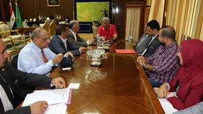 محافظ المنوفية يصدر قرارًا بترقية 30 ألفًا و240 معلمًا