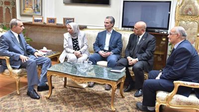 التأمين الصحي تفتتح فرع للقومسيون الطبي بأسيوط الجديدة.. (صور)