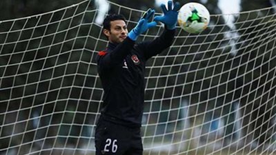 حراس الأهلي يخوضون تدريبات قوية استعدادا لوفاق سطيف