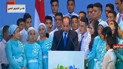 الرئيس السيسي : الدولة المصرية تولي عناية فائقة لمتحدي الإعاقة