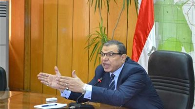 انتظام 3500 عامل بشركة استثمارية بالإسماعيلية في العمل بعد صرف بدل غلاء المعيشة