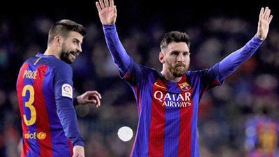 ميسي وبيكيه يتبادلان الاتهامات بسبب تراجع نتائج برشلونة