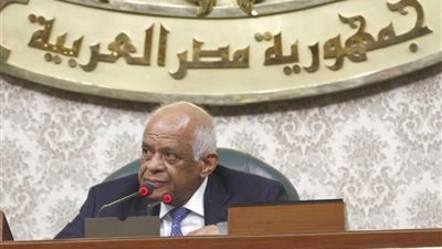 عبدالعال يحيل 