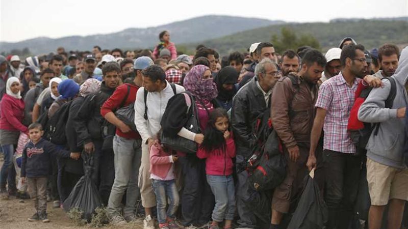 إيطاليا تعتزم تقليص