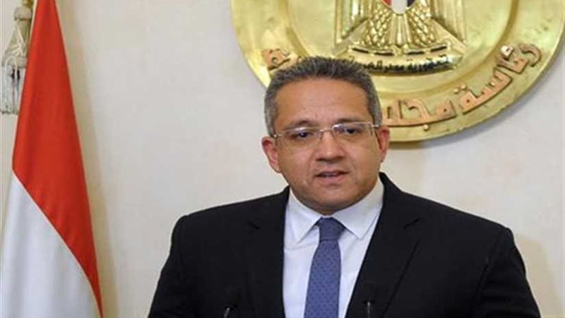 العناني يوافق على