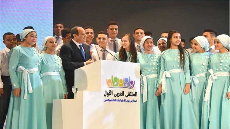 الطلاب المكرمون من