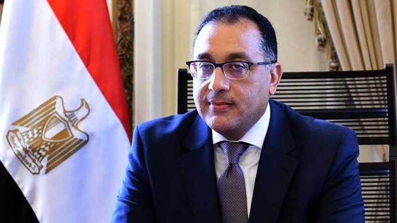 رئيس الوزراء يشهد