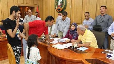 شاهد...فحص 170 طلب وشكوي باللقاء المفتوح للمواطنين بالمنوفية