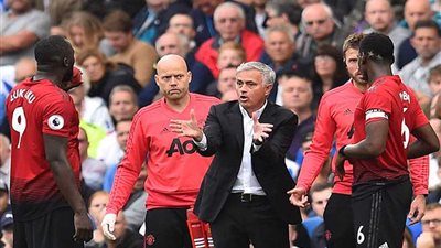 إخفاقات مانشستر يونايتد ومورينيو تتصدر الصحف الإنجليزية