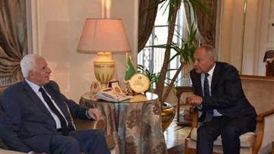 الأحمد يؤكد أهمية الدعم العربي في تعزيز الموقف السياسي الفلسطيني