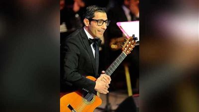 الإيقاع الشرقي مع الجيتار الغربي في حفل الأرتيست بالإسكندرية