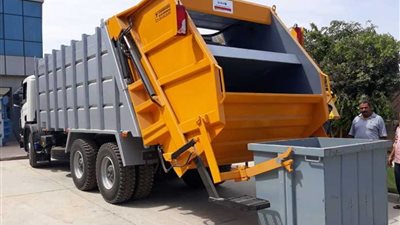 توريد سيارة مكبس لدعم النظافة بـ