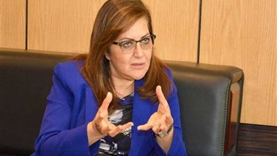 هالة السعيد : وزارة التخطيط تدعم وزارة الصحة في القضاء علي فيروس 