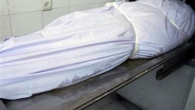 مصرع ربة منزل وإصابة سائق إثر انقلاب سيارة بالبحيرة