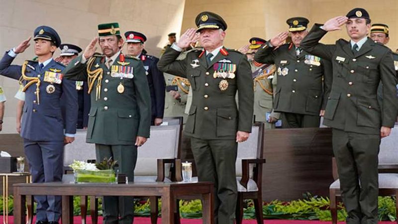 عاهل الأردن وسلطان