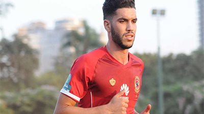 أزارو ينتظم في تدريبات الأهلي