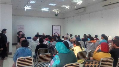 ندوة نقدية لمسرحيات اليوم الأخير بمهرجان الصعيد المسرحي