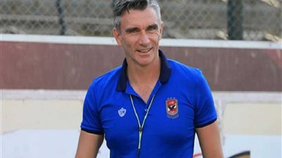 20 لاعبا في قائمة الأهلي للقاء الاتحاد السكندري.. وغياب معلول وأزارو وعاشور