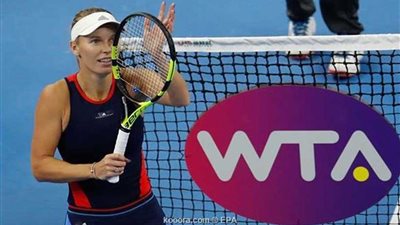 فوزنياكي تتوج بلقب بطولة بكين المفتوحة للتنس