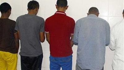 تشكيل عصابي يستولي على بيانات البطاقات الائتمانية ويستخدمها في إجراء حجوزات بالفنادق