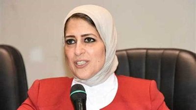 وزيرة الصحة تبحث تفاصيل المرحلة الثانية لـ