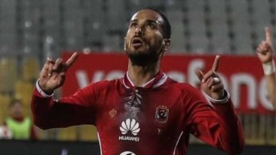 وليد سليمان يقلص النتيجة بهدف ثاني للأهلي