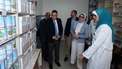 وزيرة الصحة تتفقد عددًا من نقاط مسح مبادرة الرئيس للقضاء على فيروس 