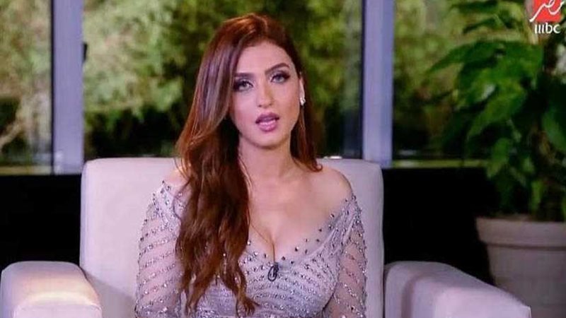 الهجوم على مذيعة