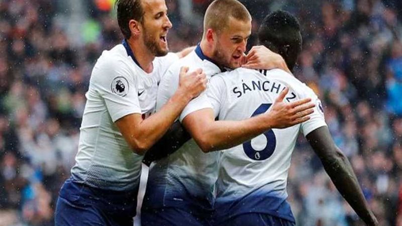 توتنهام هوتسبير يفوز