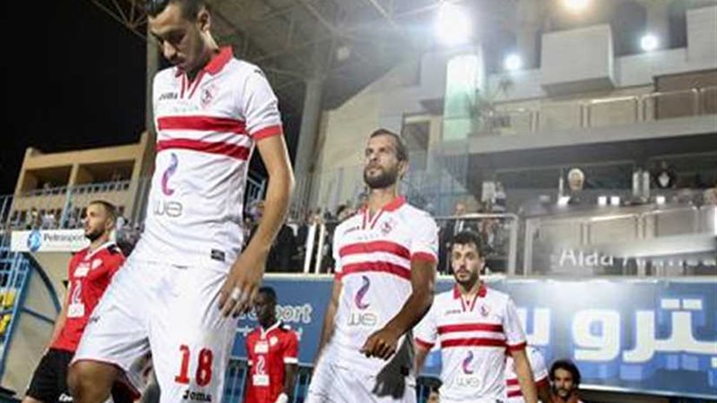 الزمالك يخطف الهلال