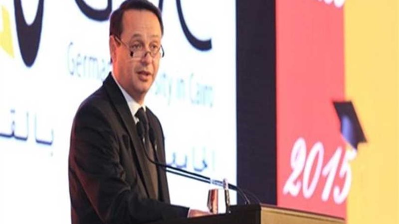 افتتاح معرض للفن