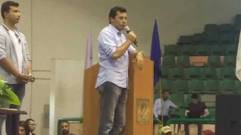 وزير الرياضة: إيقاف