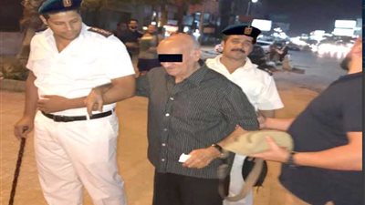 قوة أمنية تعيد 