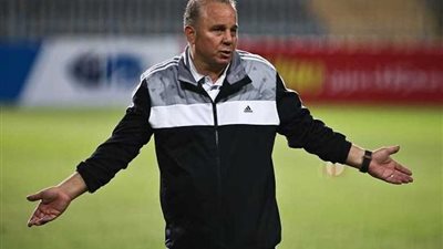 انتظام لاعبي المنتخب الأوليمبي بمران الأهلي