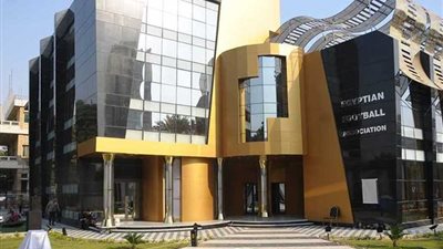 لجنة انتخابات اتحاد الكرة تعتمد أوراق 6 مرشحين