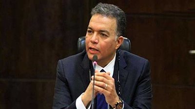 وزير النقل يعلن إطلاق مشروع تطوير النقل الحضري