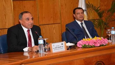 نقيب الصحفيين : حرب أكتوبر فارقة فى تاريخ مصر