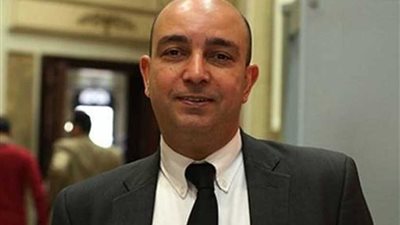 إصابة برلمانى إثر سقوط سقف قاعة أثناء مؤتمر فى شبرا الخيمة