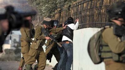 الاحتلال الإسرائيلي يعتقل شابين من بيت ليد شرق طولكرم